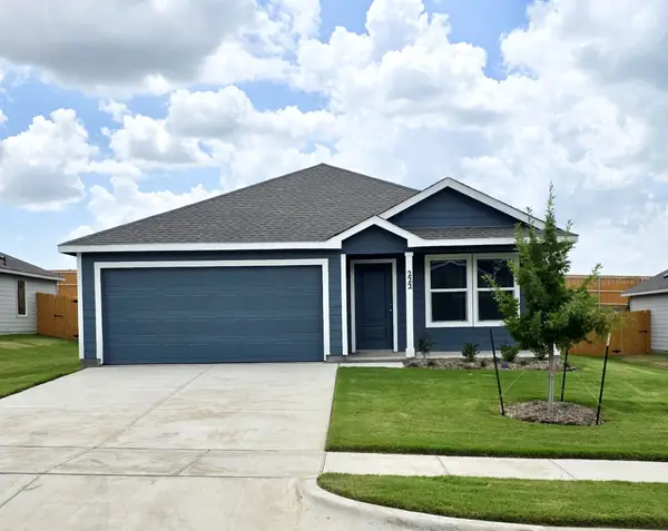 222 Hidden Meadows Drive, Sherman, TX 75092