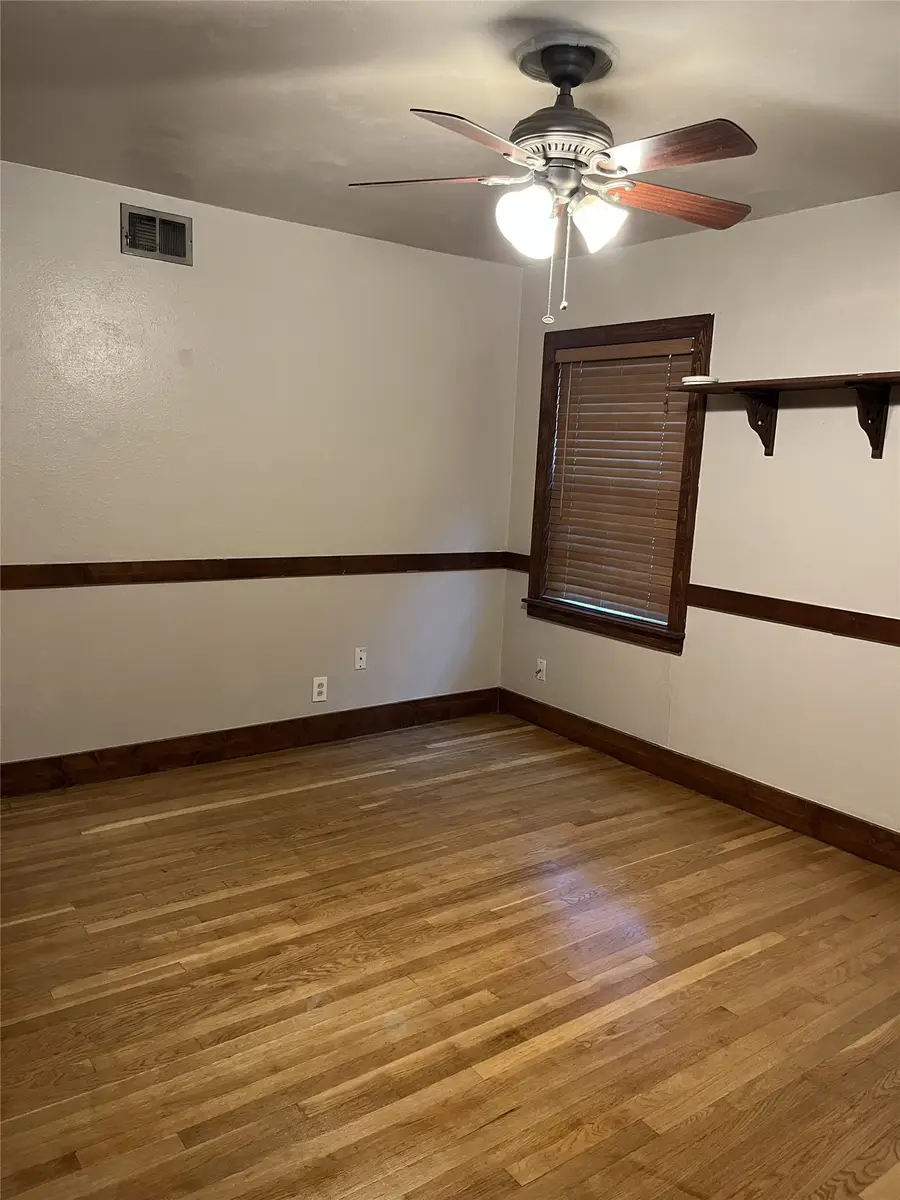 3401 Leith Avenue, Fort Worth, TX 76133 - #3