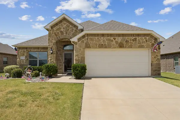333 Pecos Drive, Crandall, TX 75114