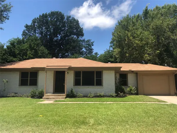 1806 Austin Drive, Kaufman, TX 75142