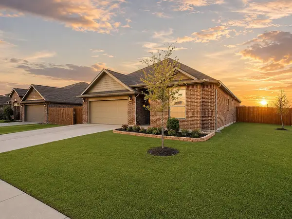 1837 Rialto Lane, Crowley, TX 76036