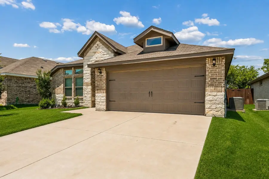 9916 Mescalbean Boulevard, Fort Worth, TX 76036 - #3