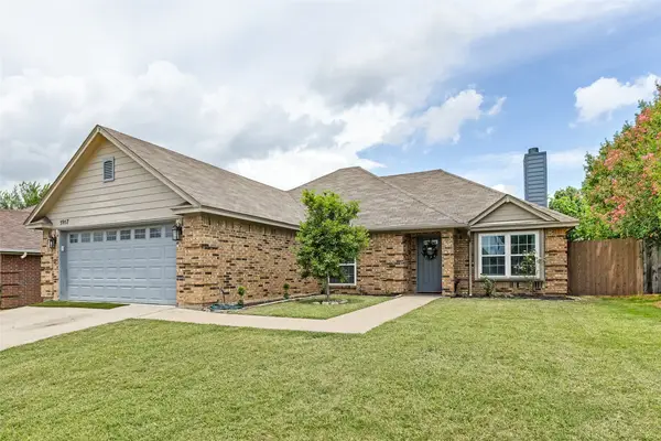 5957 Sundown Drive, Watauga, TX 76148