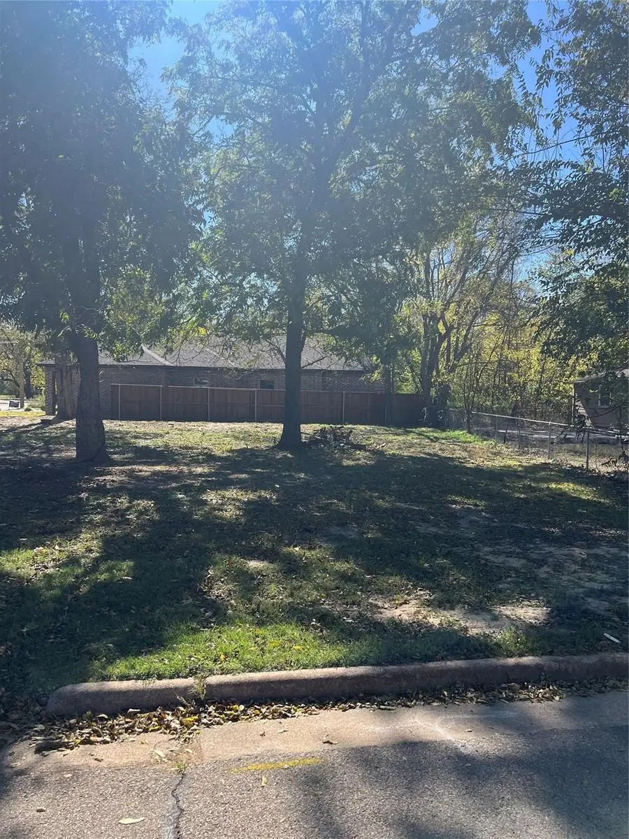618 Freeman Street, Sulphur Springs, TX 75482 - #2