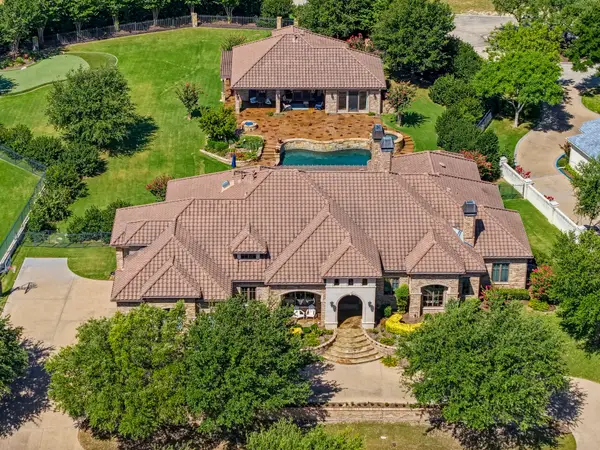 6705 Saucon Valley Drive, Fort Worth, TX 76132