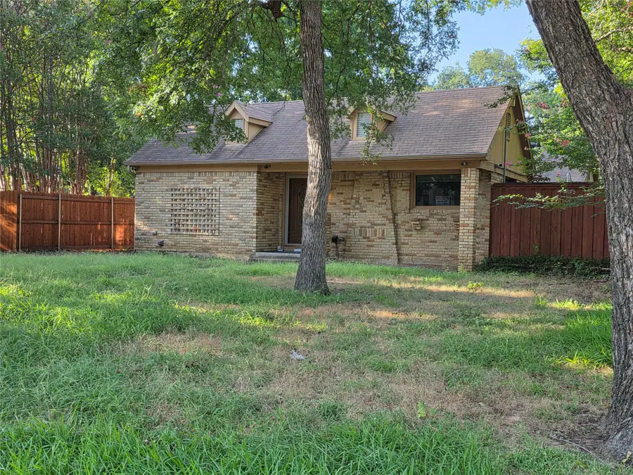 2216 Daisy Lane, Fort Worth, TX 76111 - #3