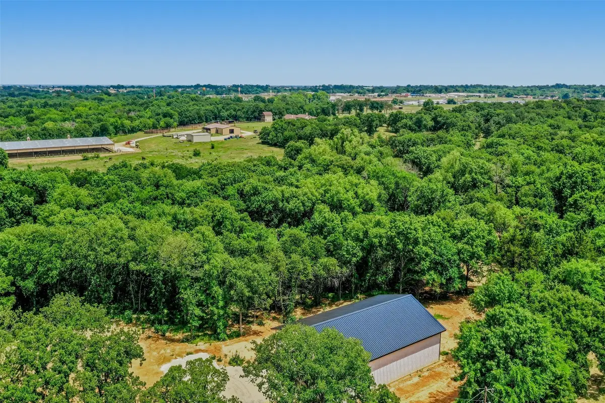 400 Wild Wood Lane, Whitesboro, TX 76273 - #1