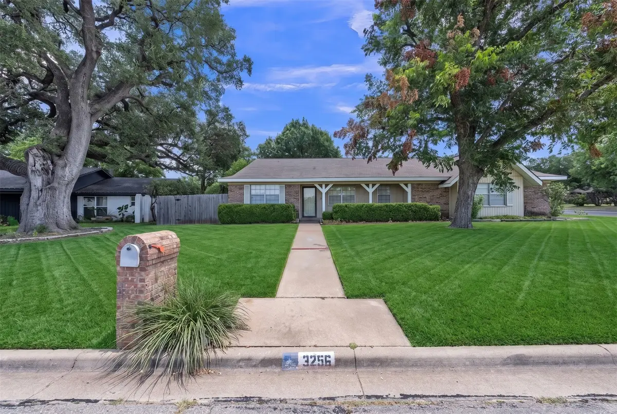 3256 Village Park Drive, Waco, TX 76708 - #1