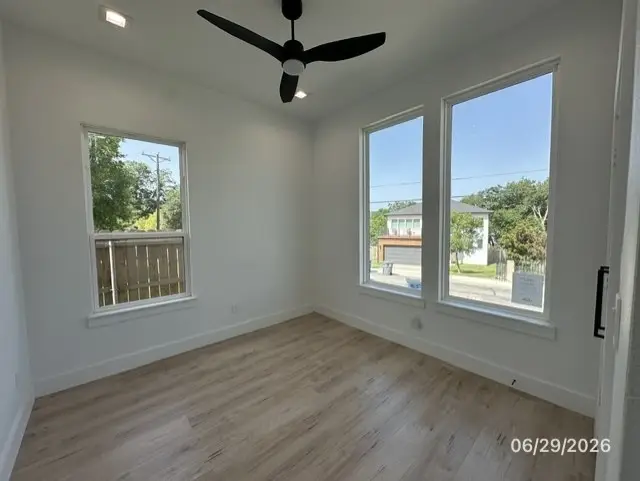 332 Avenue Avenue E, Dallas, TX 75203 - #3