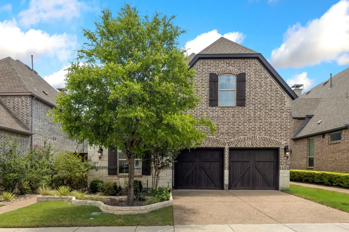 913 Royal Minister Boulevard, Lewisville, TX 75056 - #1