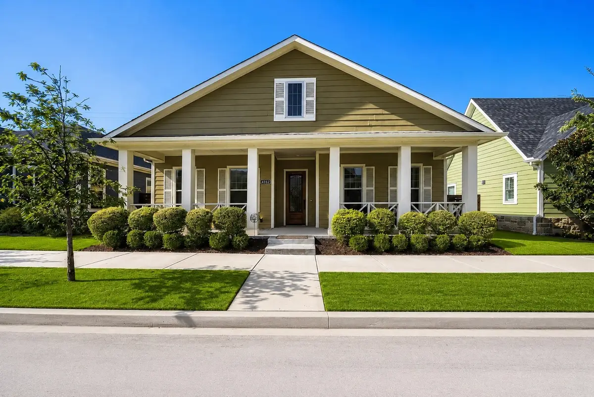 8832 Vermillion Street, North Richland Hills, TX 76180 - #1