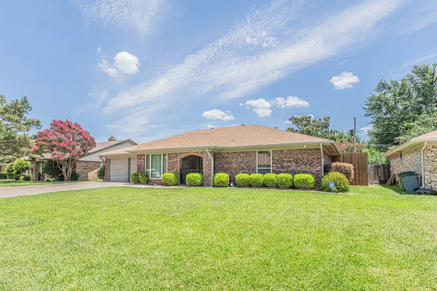 5532 Misty Meadow Drive, North Richland Hills, TX 76180 - #2