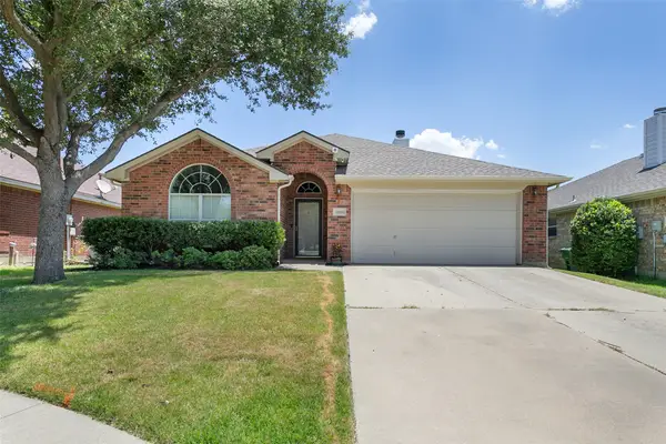 11616 Maddie Avenue, Fort Worth, TX 76244
