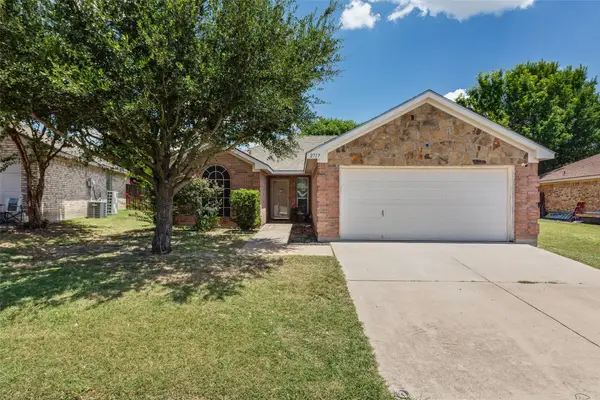 2717 Wildridge Court, Fort Worth, TX 76108