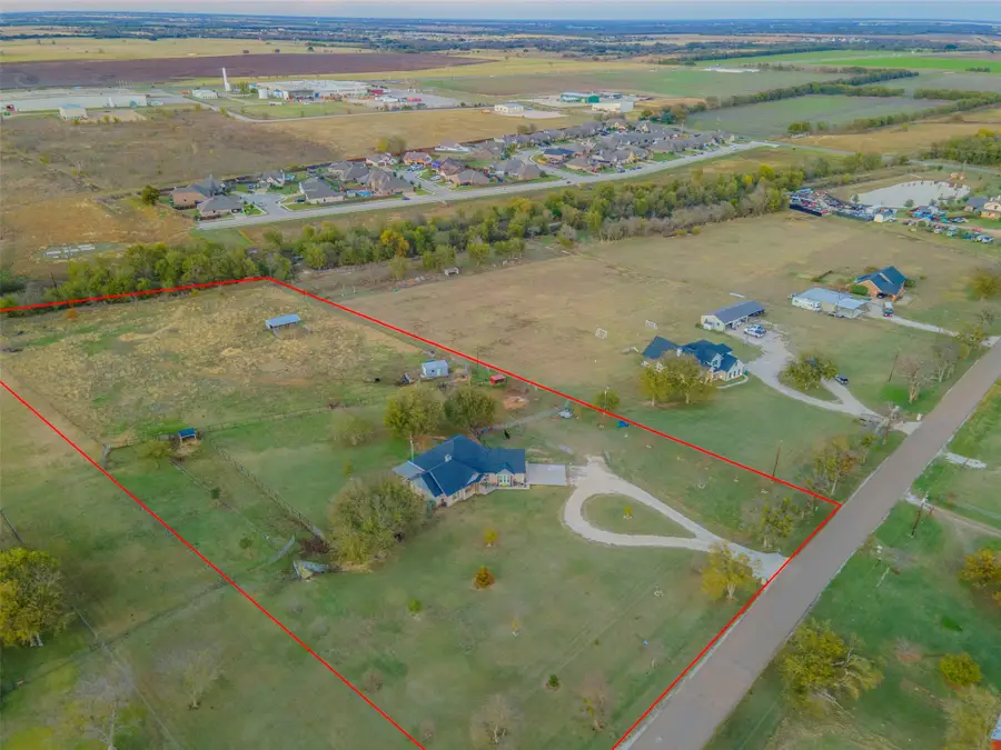 308 Wildflower, McGregor, TX 76657 - #2