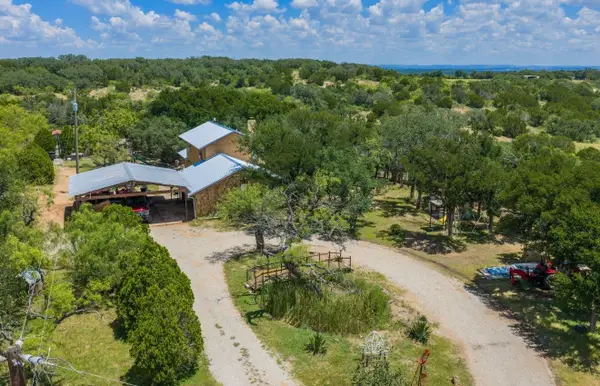 125 Big Hill Drive, Brownwood, TX 76801