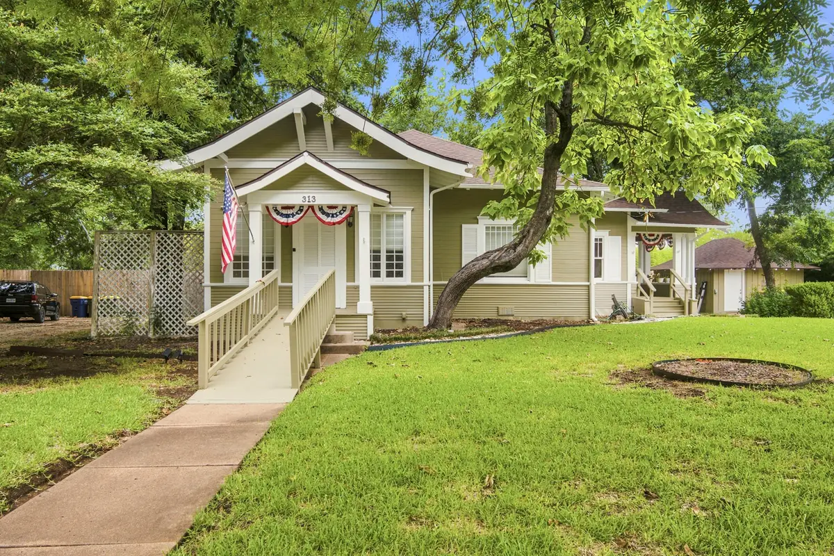 313 Corsicana Street, Hillsboro, TX 76645 - #1
