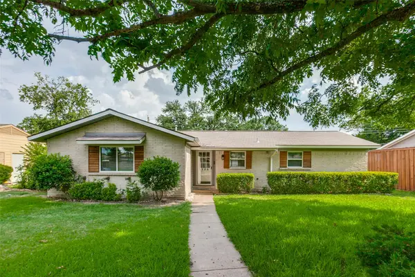 1130 Larkspur Drive, Richardson, TX 75081