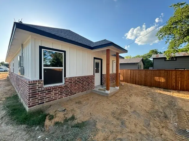 602 N 7th Street, Midlothian, TX 76065 - #3