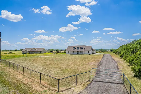 140 Alamo Road, Weatherford, TX 76088