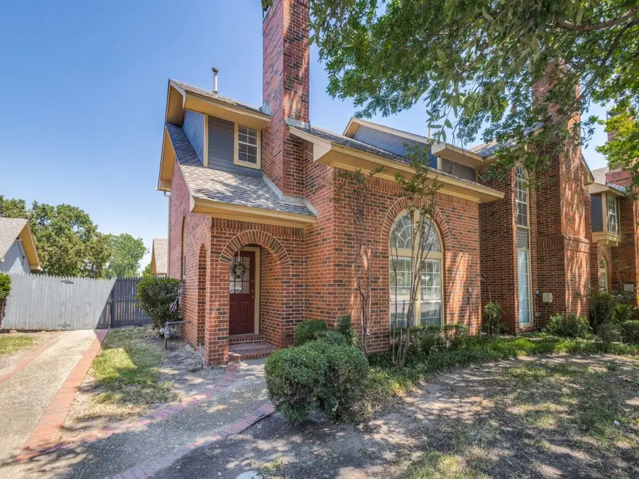 160 Cobblestone Row, Denton, TX 76207 - #2