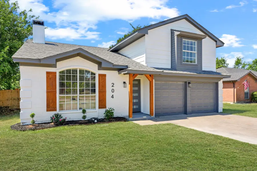 204 Briarglen Drive, Cedar Hill, TX 75104 - #2