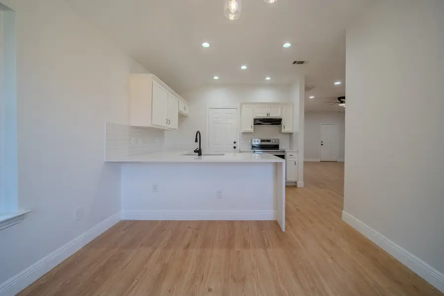 5219 Chippewa Drive, Dallas, TX 75212 - #3