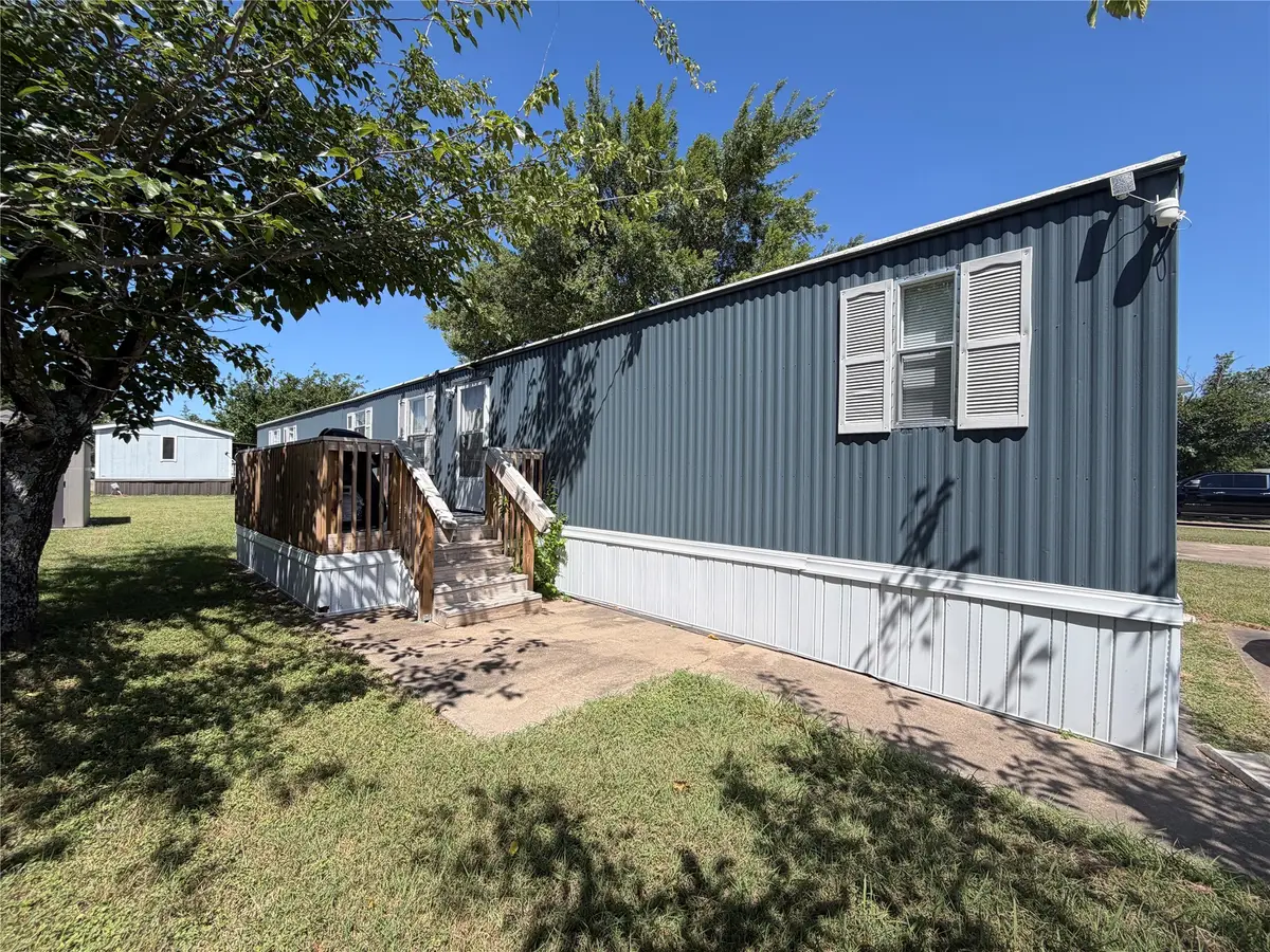 3400 Robinson Drive #114, Robinson, TX 76706 - #1