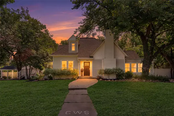704 N College Street, McKinney, TX 75069