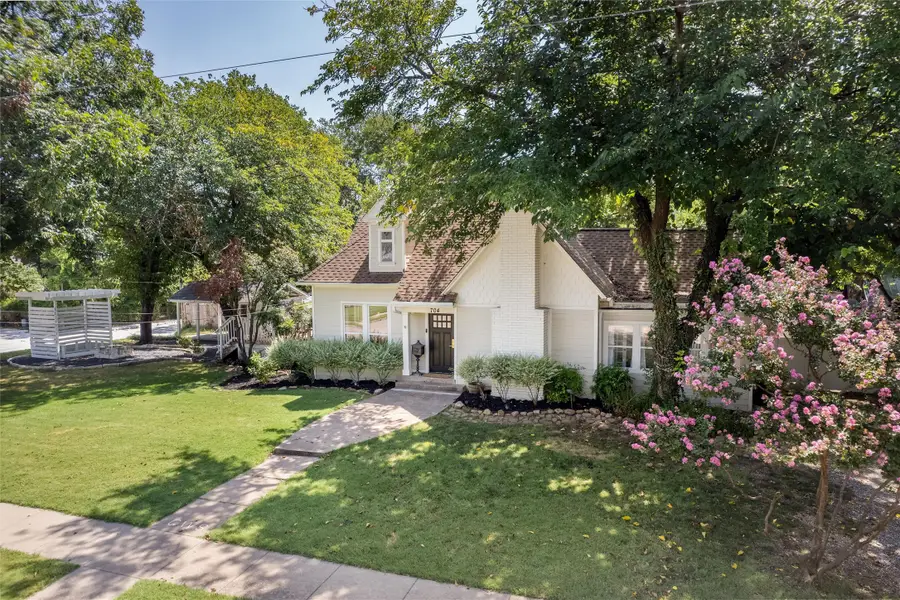 704 N College Street, McKinney, TX 75069 - #3