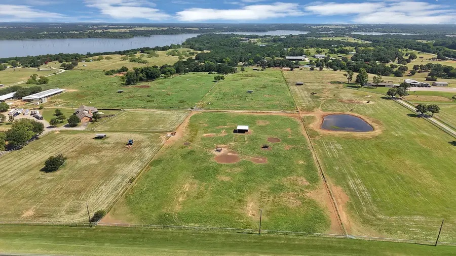 15135 E Fm 922, Tioga, TX 76271 - #3