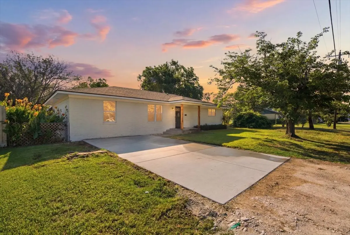 507 S Colorado Street, Whitney, TX 76692 - #1