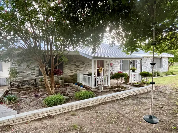 947 County Road 239, Hico, TX 76457