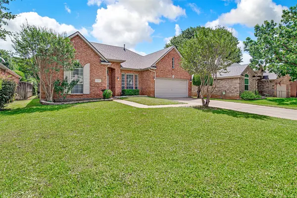 407 Dorcas Lane, Arlington, TX 76013