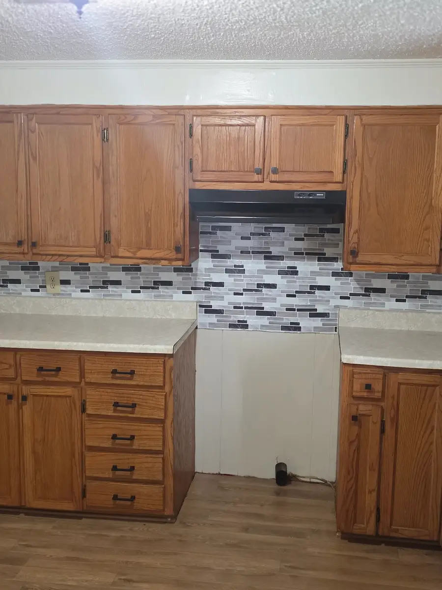 1397 E Central, Lorena, TX 76655 - #2
