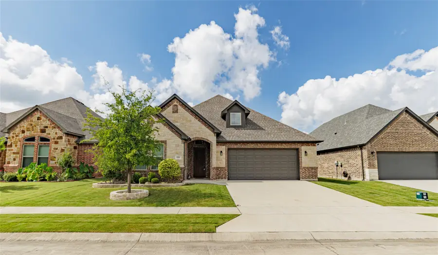 156 Windy Glen Drive, Decatur, TX 76234 - #2
