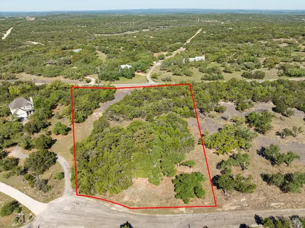 304 Stonegate Lane, Dripping Springs, TX 78620