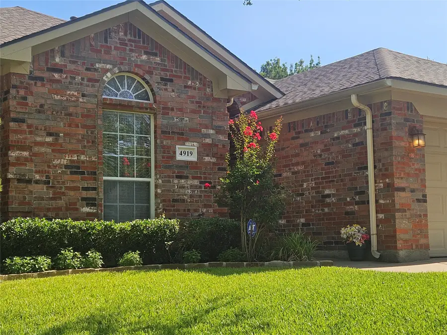 4919 Saddlehorn Drive, Arlington, TX 76017 - #2