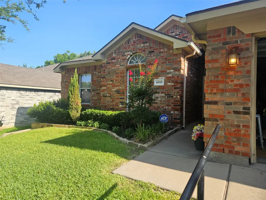 4919 Saddlehorn Drive, Arlington, TX 76017 - #3