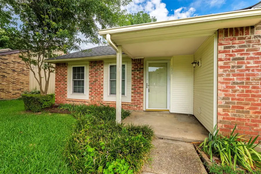 128 Kingsbridge Drive, Garland, TX 75040 - #3