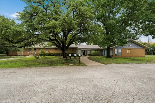 2323 N 39th Street, Waco, TX 76708