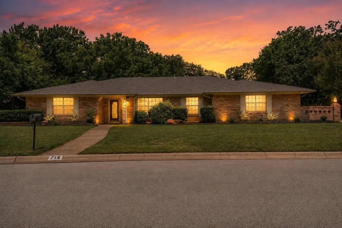 718 Ridgecrest Circle, Denton, TX 76205 - #1