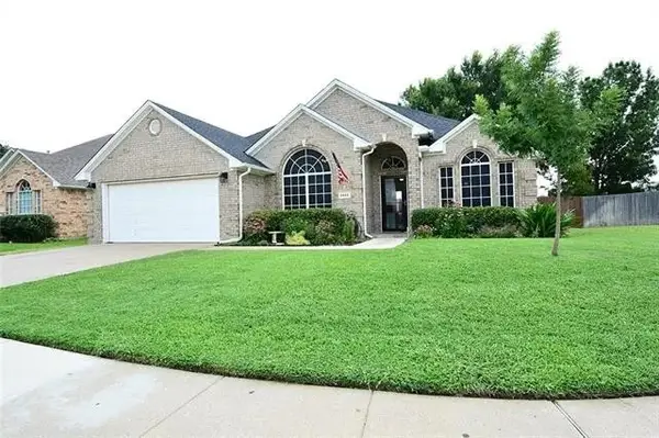 5856 Echo Bluff Drive, Haltom City, TX 76137