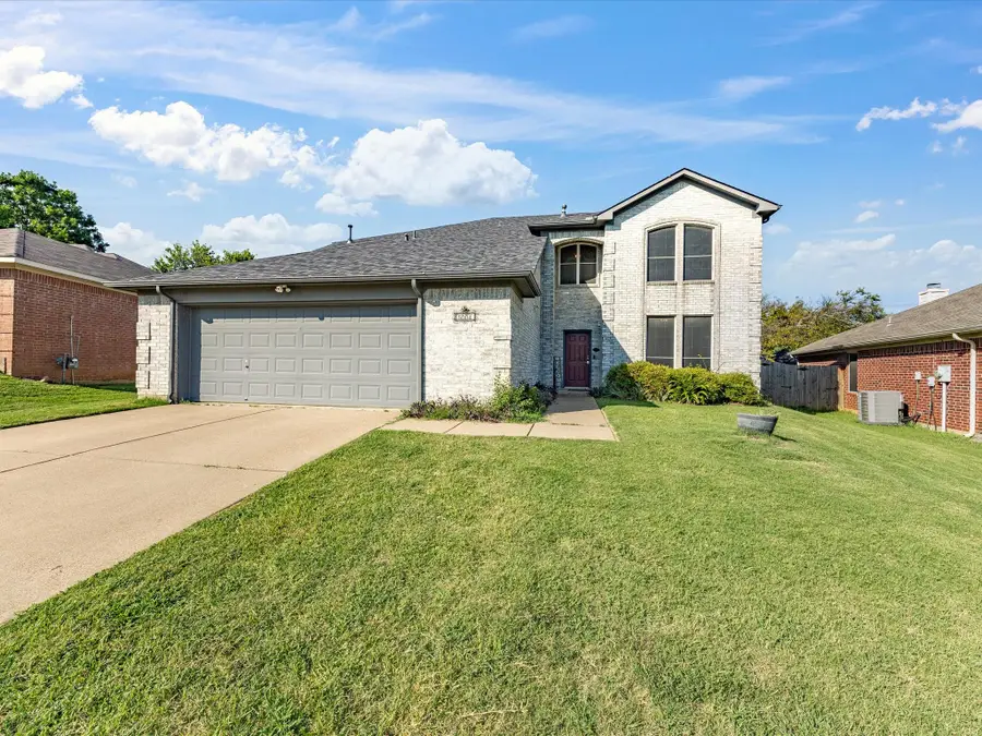 5004 Vaquero Drive, Arlington, TX 76017 - #2