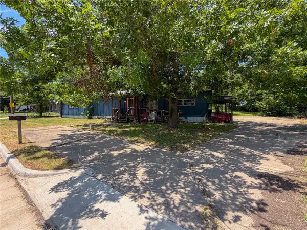 719 E Bullock Street, Denison, TX 75021