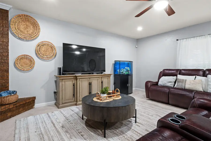 1026 Santa Fe Trail, Grand Prairie, TX 75052 - #3