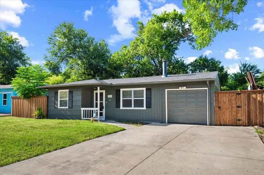 1304 Cardinal Street, Arlington, TX 76010 - #2