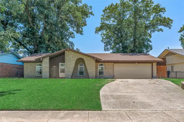 3911 Parkway Drive, Bossier City, LA 71112