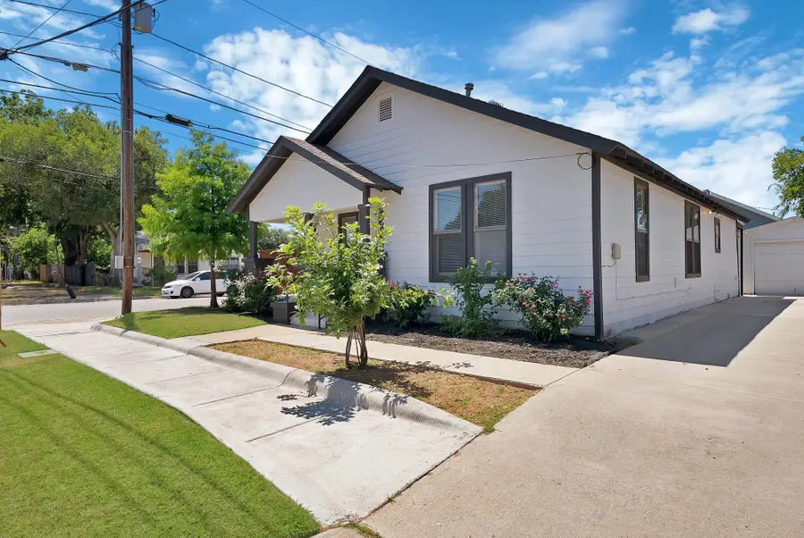 2724 E 12th Street, Fort Worth, TX 76111 - #3