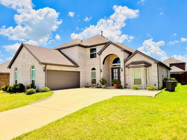 214 Tradd Street, Glenn Heights, TX 75154